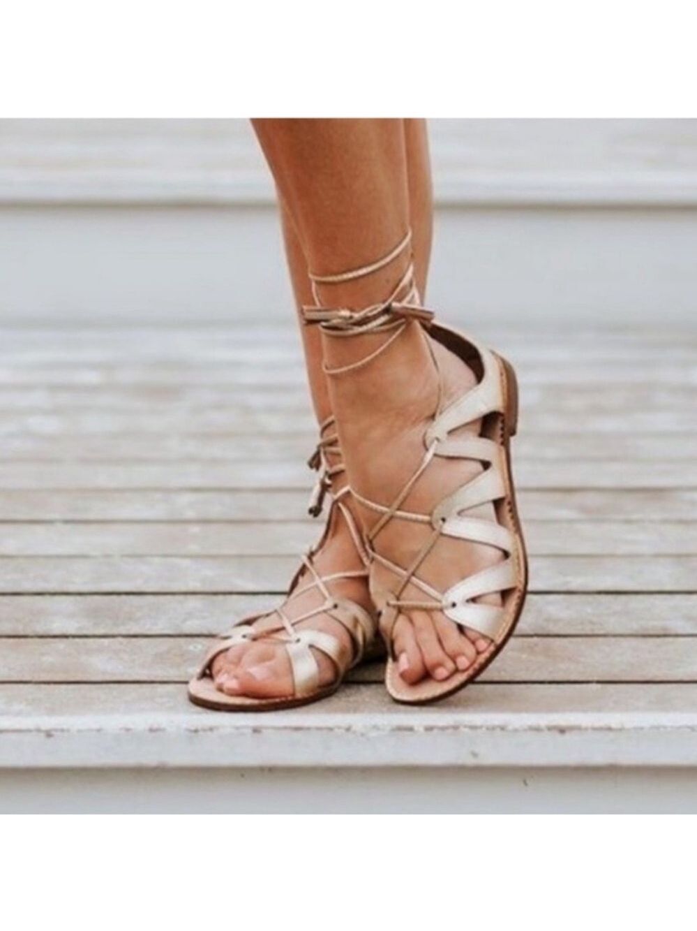 Lilly Pulitzer Gold Leather Gladiator Sandals Size 6.5